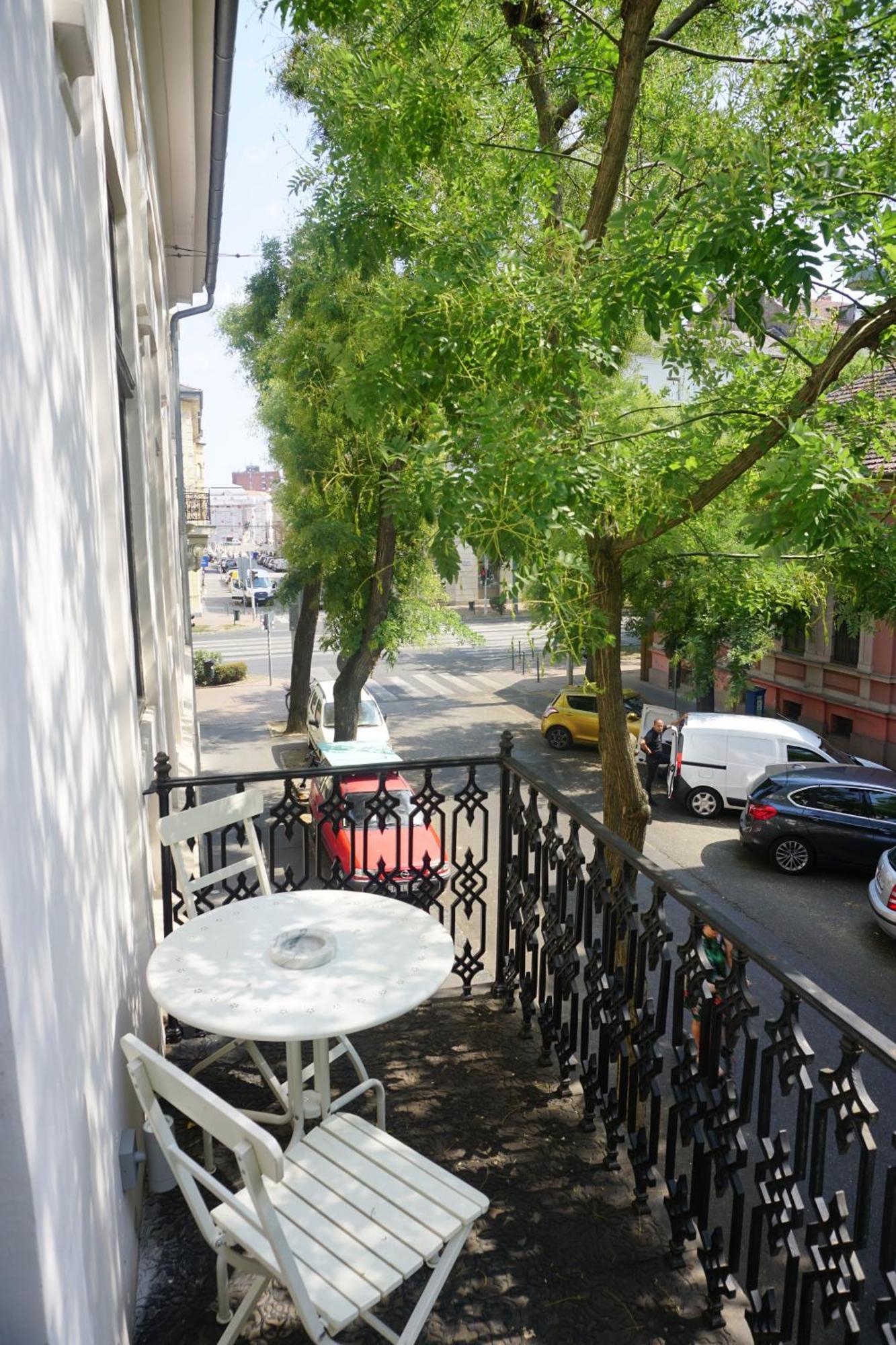 Hotel Tiszavirag Segedyn Zewnętrze zdjęcie