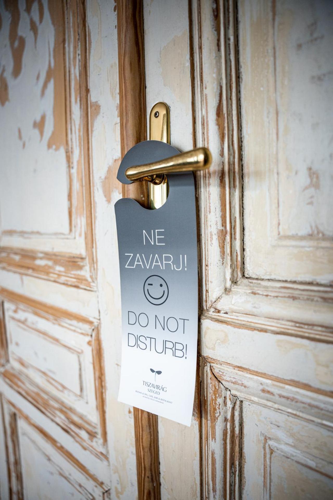 Hotel Tiszavirag Segedyn Zewnętrze zdjęcie