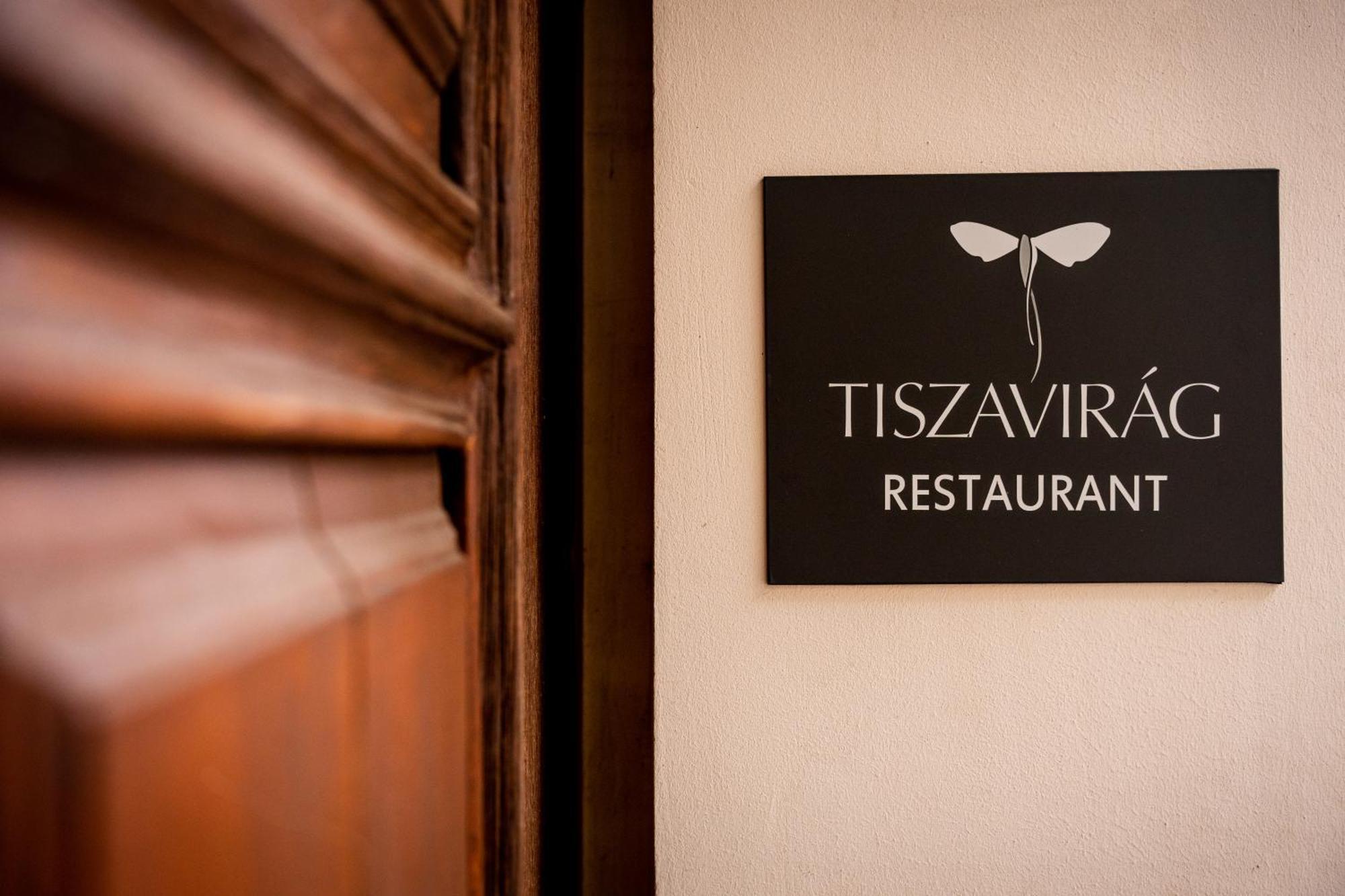Hotel Tiszavirag Segedyn Zewnętrze zdjęcie