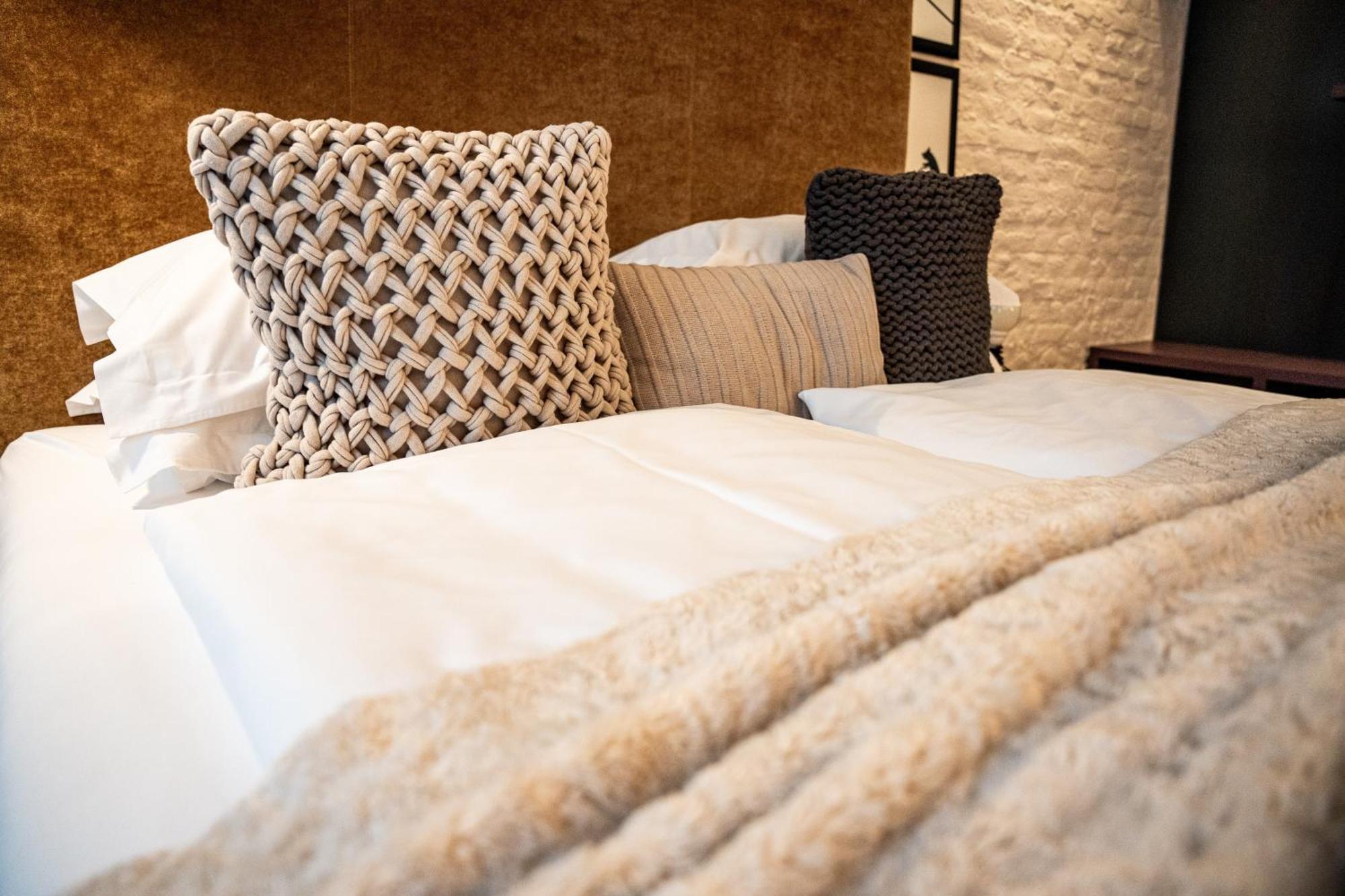 Hotel Tiszavirag Segedyn Zewnętrze zdjęcie